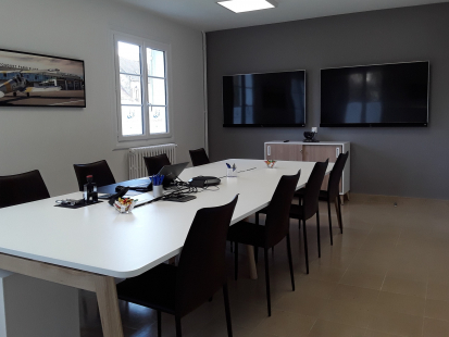 Salle de signatures avec visioconférence